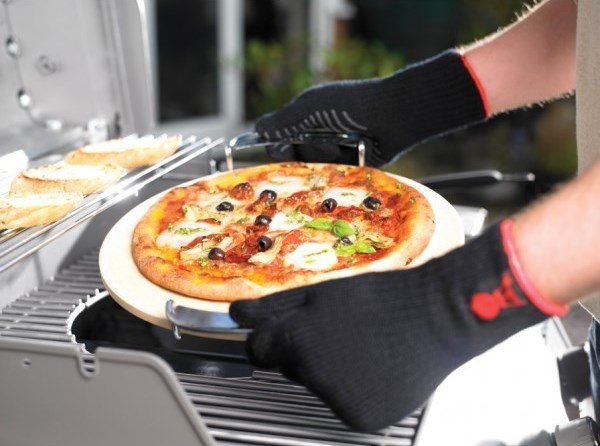 Weber Black Glove With Silicone